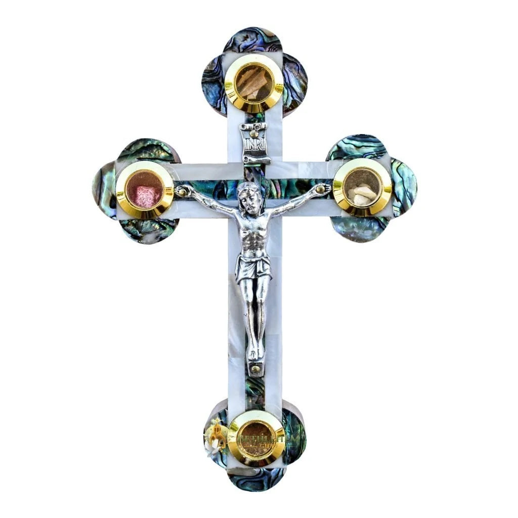 Crucifijo de Nácar con Reliquias de Tierra Santa